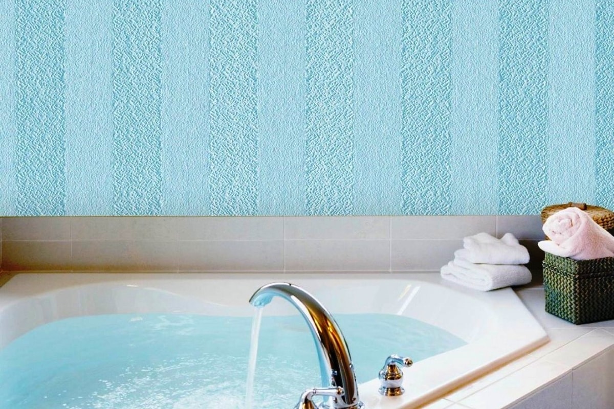 Buy wallpaper for the bathroom